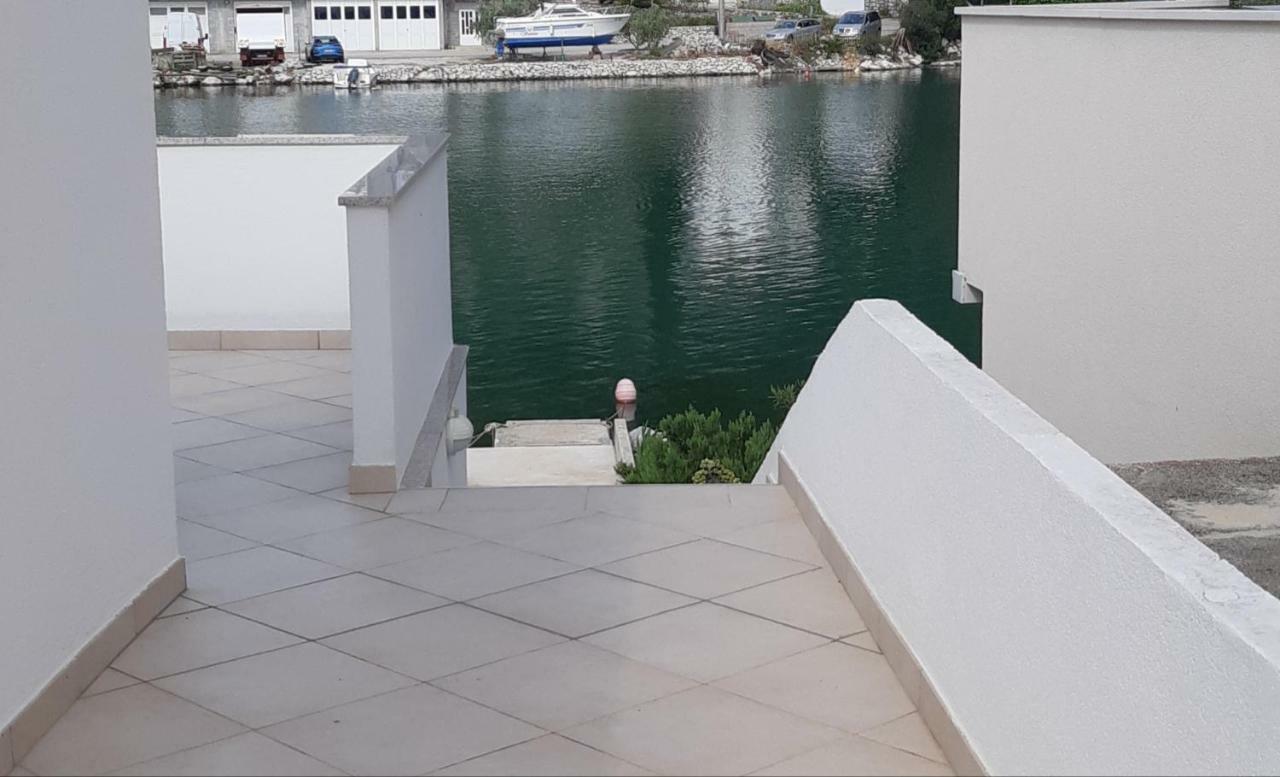 Apartment Mihaela บลัตเซ ภายนอก รูปภาพ